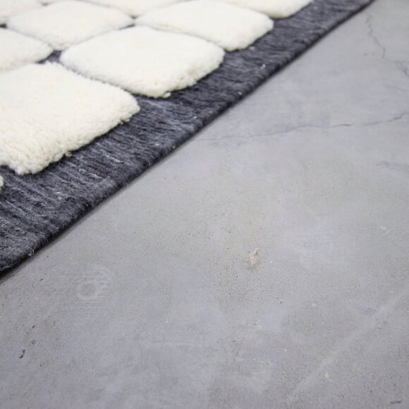 Handcrafted Moroccan Wool Rug - 10ftx8ft - Authentic & Unique - Picture 6 of 6